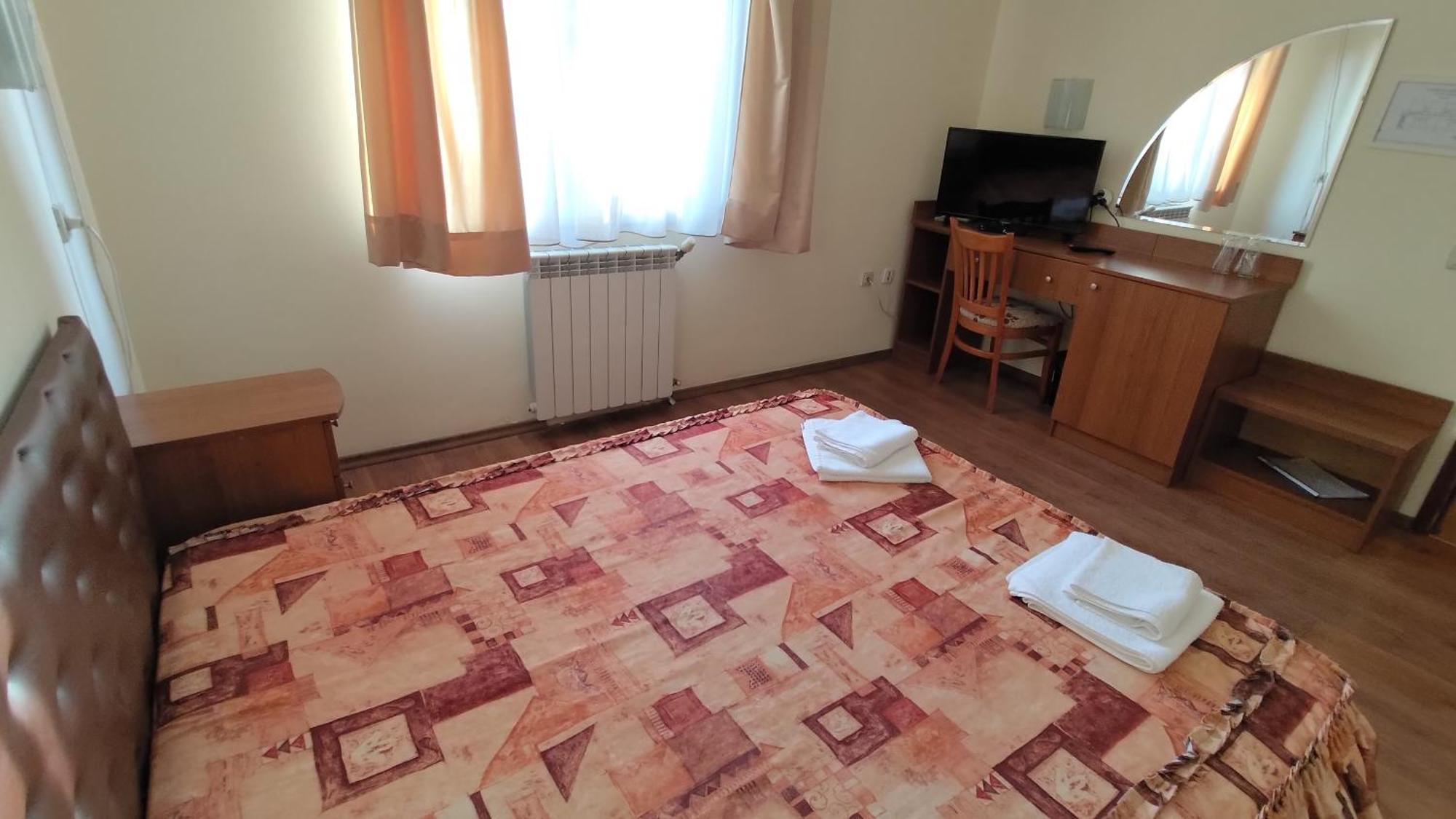 Medic Hotel Sofia Exteriör bild